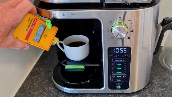 Test of coffee brewer Braun Multiserve KF9170SI brewing single cup of coffee